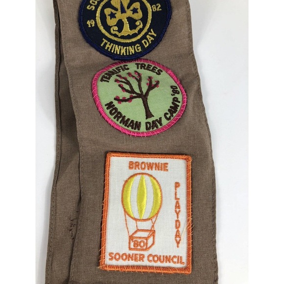 Vintage Brownies Girl Scouts Badges Patches Sash Sooner Council Oklahoma 1980s - Picture 4 of 8